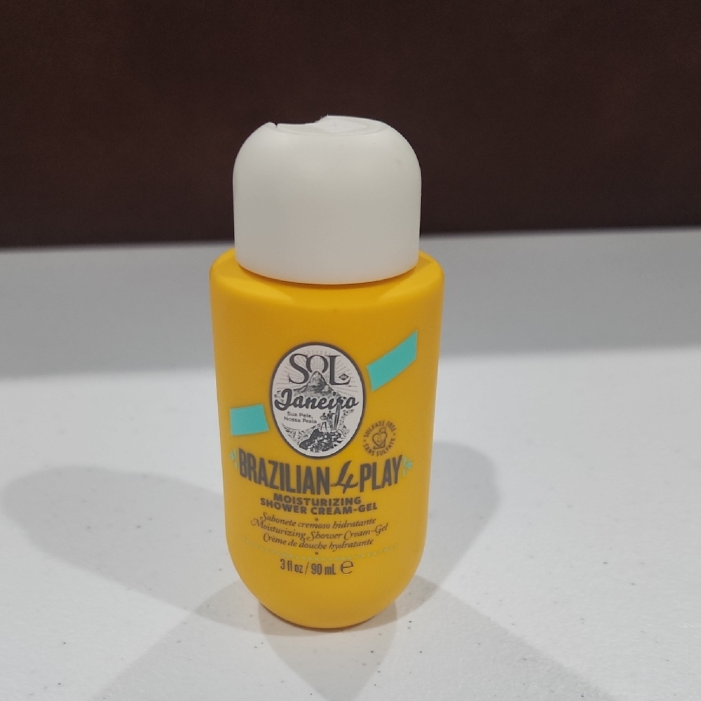 NWT Sol De Janeiro Brazilian 4 Play Shower Gel